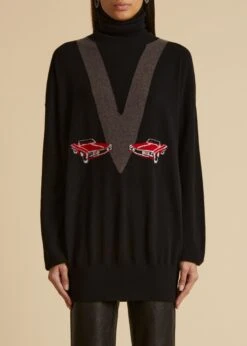 The Esmal Sweater In Black With Car Print