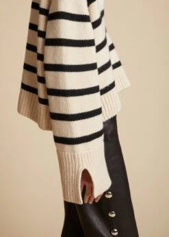 The Evi Sweater In Butter And Black Stripe -Fashion Girl Sales Shop EVI BUTTER BLACK 0069 bb610b4f 0e78 449a 9228 b432b7ff42cc