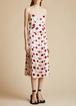 The Grisella Top In Cream With Red Lip Print