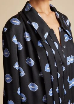 The Helli Dress In Black With Cornflower Lip Print -Fashion Girl Sales Shop HELLI BLACK CORNFLOWER 0121