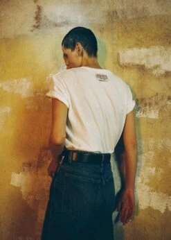 The Mae T-Shirt In White -Fashion Girl Sales Shop KHAITE CORE LOOK33 SB 5x7 8977b45a 67bb 4c91 a2c3 a5caa4af24d8