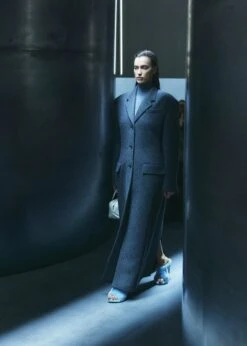 The Bontin Coat In Grey -Fashion Girl Sales Shop KHAITE FL23 RUNWAY LOOK6