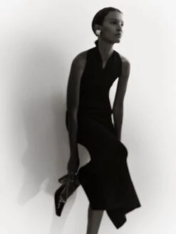 The Amalfi Dress In Black 12 The Amalfi Dress In Black -Fashion Girl Sales Shop KHAITE PF23 EDITORIAL 1 LOOK2 1 LK 88cf5fd1 8dcb 4d61 bf4b 09abcd4f5eb6