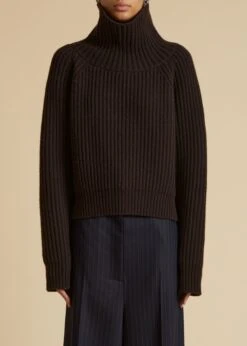 The Lanzino Sweater In Truffle