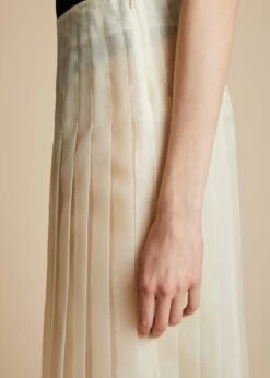 The Tudi Skirt In Cream -Fashion Girl Sales Shop TUDI CREAM 0032