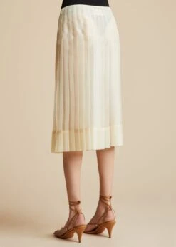 The Tudi Skirt In Cream -Fashion Girl Sales Shop TUDI CREAM 0038