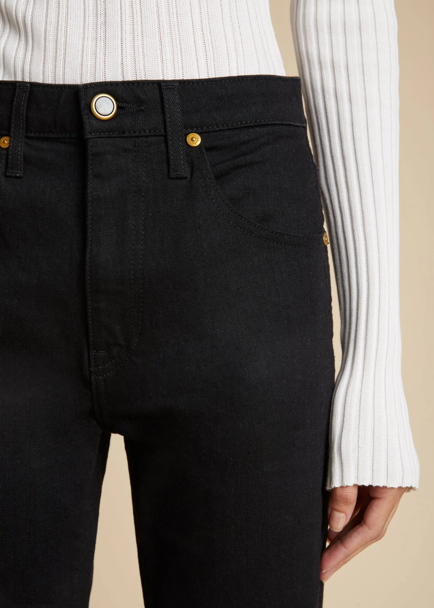 The Vivian Jean In Black Rinse 5 The Vivian Jean In Black Rinse - Image 5